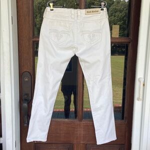 ROCK REVIVAL Britt‎ White Skinny Jeans. NWT. Size 31